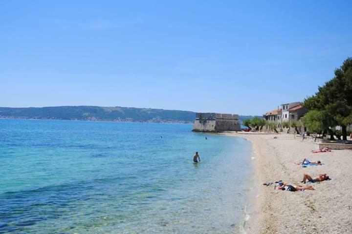 Apartman Mila Kaštela Exteriör bild