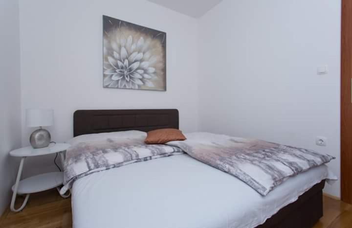 Apartman Mila Kaštela Exteriör bild