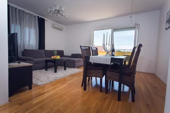 Apartman Mila Kaštela Exteriör bild
