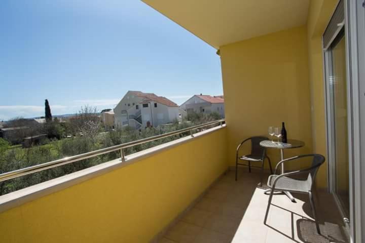 Apartman Mila Kaštela Exteriör bild