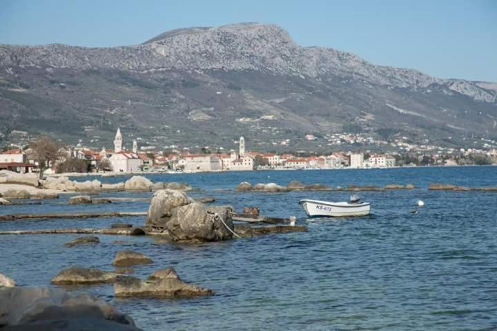 Apartman Mila Kaštela Exteriör bild